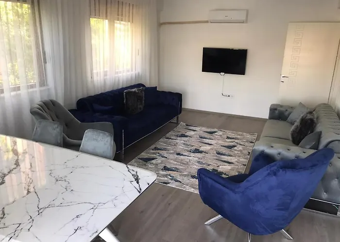 דירה Guney Homes קמר