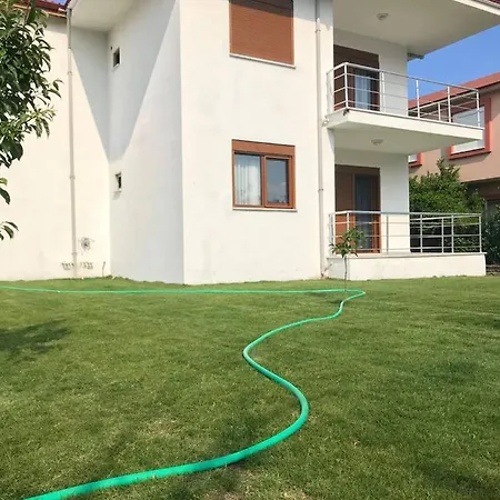 Guney Homes